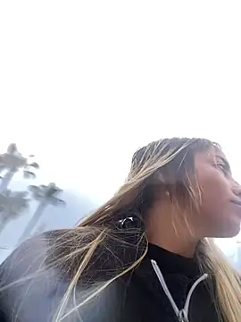 Sexyandtiny online show from 03-19-26, 05:57