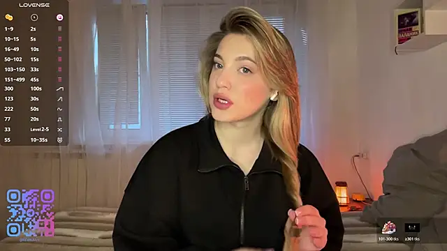 1Kellynaive online show from 04-03-26, 04:02