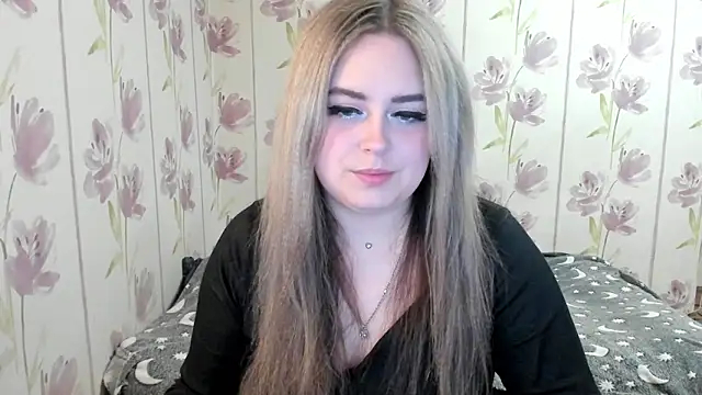 Snapshot of Agathameoww chatting on 05-20-26, 09:45 Agathameoww online show from 05-20-26, 09:45