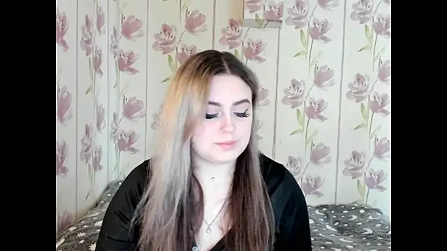 Snapshot of Agathameoww chatting on 04-13-26, 09:35 Agathameoww online show from 04-13-26, 09:35