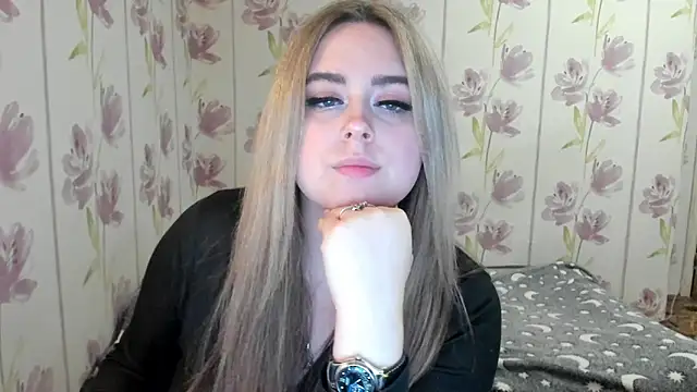 Snapshot of Agathameoww chatting on 05-16-26, 09:36 Agathameoww online show from 05-16-26, 09:36