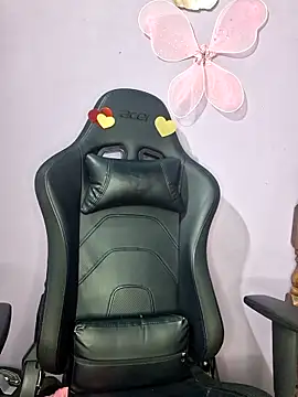 emily fox01 online show from 03-30-26, 01:07