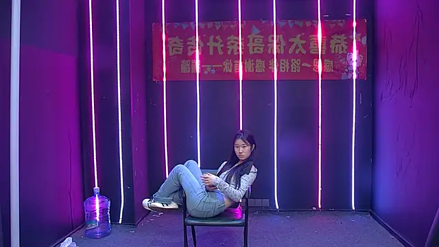 Snapshot of Fortun-888 chatting on 05-15-26, 07:17 Fortun-888 online show from 05-15-26, 07:17