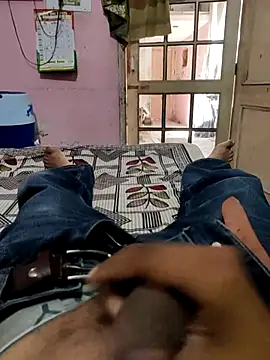 diljaan51 online show from 04-21-26, 08:32