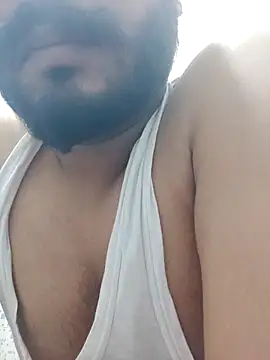 Snapshot of diljaan51 chatting on 05-06-26, 01:31 diljaan51 online show from 05-06-26, 01:31