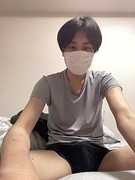 Snapshot of youta200 chatting on 04-20-26, 01:45 youta200 online show from 04-20-26, 01:45