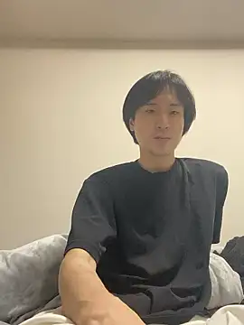 Snapshot of youta200 chatting on 06-27-26, 09:54 youta200 online show from 06-27-26, 09:54