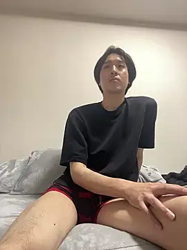 Snapshot of youta200 chatting on 06-28-26, 01:39 youta200 online show from 06-28-26, 01:39