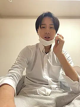 Snapshot of youta200 chatting on 04-22-26, 04:14 youta200 online show from 04-22-26, 04:14