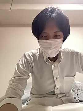 Snapshot of youta200 chatting on 07-10-26, 10:48 youta200 online show from 07-10-26, 10:48