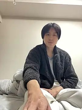 Snapshot of youta200 chatting on 05-06-26, 05:28 youta200 online show from 05-06-26, 05:28