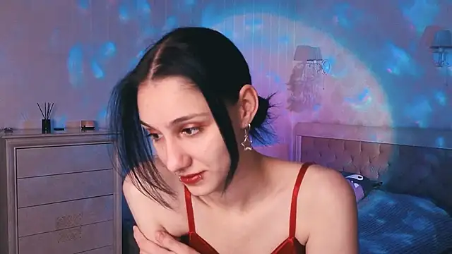 MilaVey online show from 04-10-26, 07:10