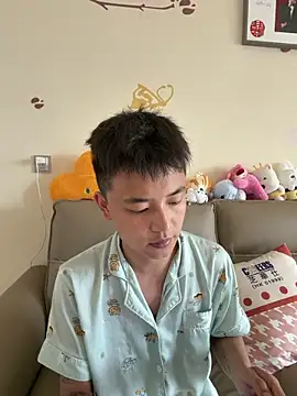 cizong7 online show from 05-22-26, 06:33