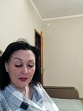 Snapshot of HelgaDennis chatting on 06-03-26, 03:51 HelgaDennis online show from 06-03-26, 03:51