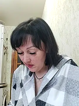 Snapshot of HelgaDennis chatting on 06-01-26, 05:29 HelgaDennis online show from 06-01-26, 05:29
