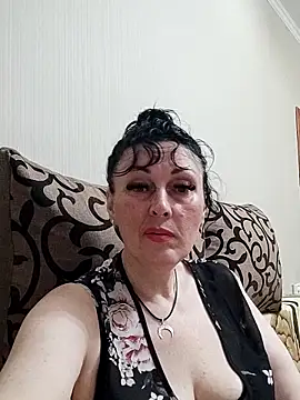 Snapshot of HelgaDennis chatting on 05-25-26, 07:23 HelgaDennis online show from 05-25-26, 07:23
