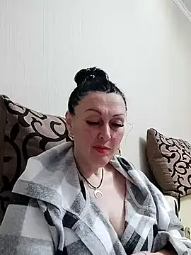 Snapshot of HelgaDennis chatting on 06-16-26, 07:36 HelgaDennis online show from 06-16-26, 07:36