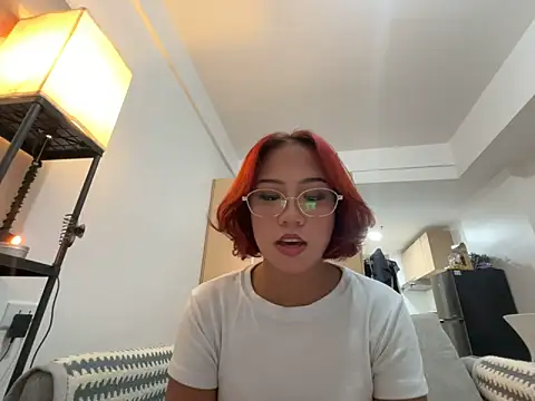 Snapshot of misscutee chatting on 06-12-26, 02:26 misscutee online show from 06-12-26, 02:26