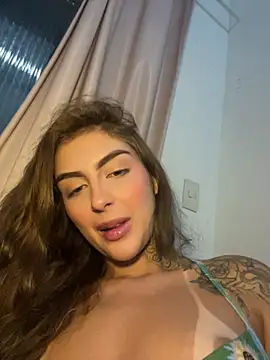 Snapshot of miiabellovic chatting on 05-07-26, 07:34 miiabellovic online show from 05-07-26, 07:34