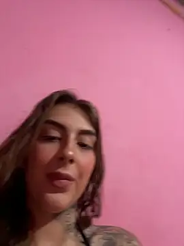 Snapshot of miiabellovic chatting on 04-24-26, 03:25 miiabellovic online show from 04-24-26, 03:25