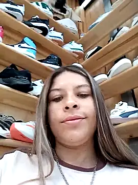 alanna6950 online show from 05-01-26, 04:34