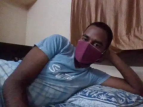 Snapshot of bulls_eye35 chatting on 03-19-26, 07:03 bulls eye35 online show from 03-19-26, 07:03