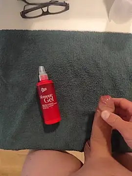 Essie deLona online show from 06-16-26, 01:55