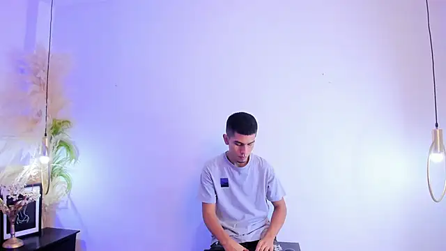 your d0ll1 online show from 04-20-26, 12:41