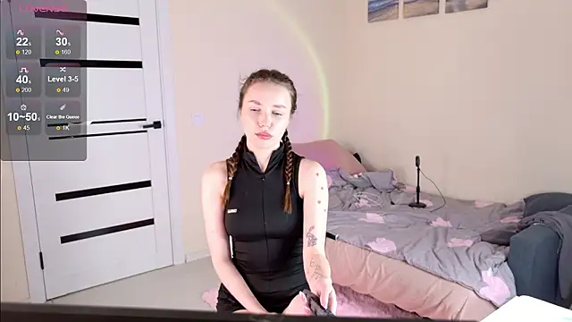 HappyLeya online show from 03-20-26, 01:34