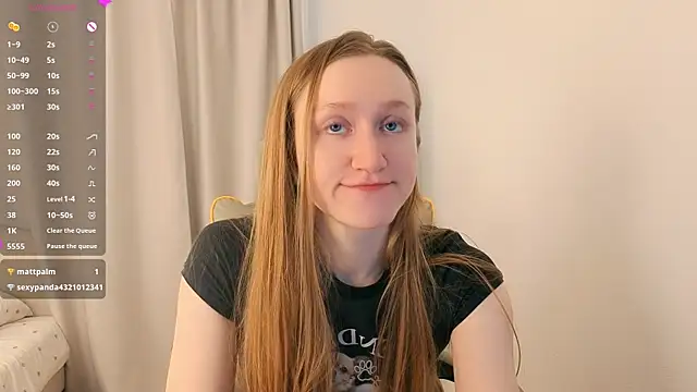 Snapshot of mowalova chatting on 07-31-26, 05:18 mowalova online show from 07-31-26, 05:18