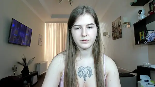 Snapshot of OhMyAlice chatting on 04-08-26, 11:44 OhMyAlice online show from 04-08-26, 11:44