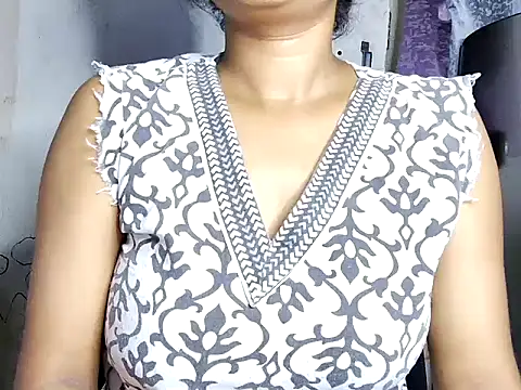 Snapshot of stupamax chatting on 05-21-26, 11:13 stupamax online show from 05-21-26, 11:13