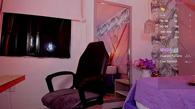Snapshot of mia_rouxx1 chatting on 06-19-26, 05:46 mia rouxx1 online show from 06-19-26, 05:46