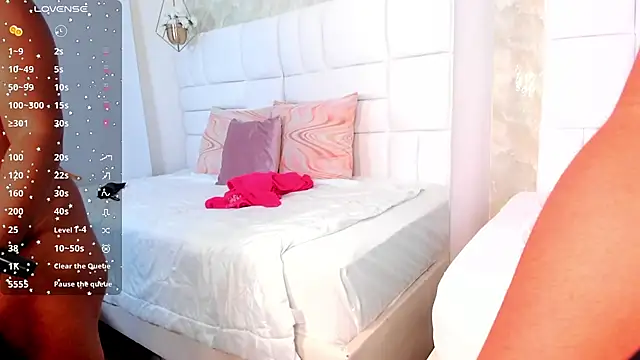 mia rouxx1 online show from 03-22-26, 03:54