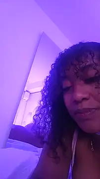 Snapshot of mia_rouxx1 chatting on 06-30-26, 10:26 mia rouxx1 online show from 06-30-26, 10:26