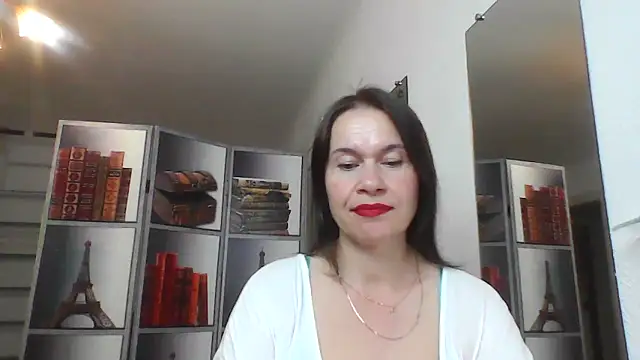 Snapshot of Selena_Moo chatting on 06-14-26, 08:48 Selena Moo online show from 06-14-26, 08:48