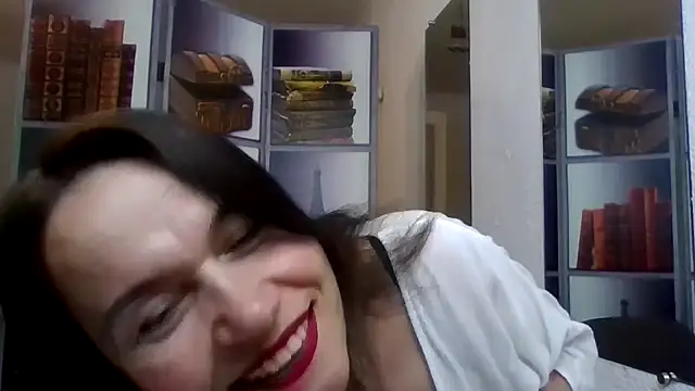 Selena Moo online show from 04-24-26, 09:44