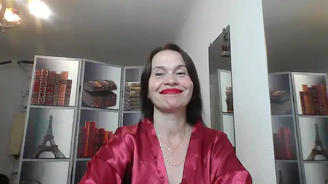 Snapshot of Selena_Moo chatting on 06-19-26, 09:31 Selena Moo online show from 06-19-26, 09:31