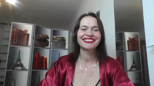 Snapshot of Selena_Moo chatting on 07-01-26, 08:25 Selena Moo online show from 07-01-26, 08:25