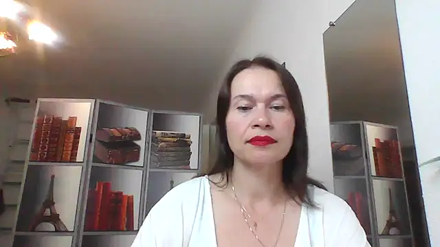 Snapshot of Selena_Moo chatting on 06-16-26, 10:04 Selena Moo online show from 06-16-26, 10:04
