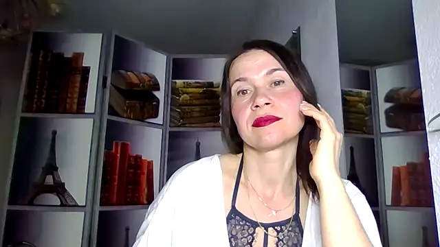 Snapshot of Selena_Moo chatting on 03-20-26, 10:49 Selena Moo online show from 03-20-26, 10:49