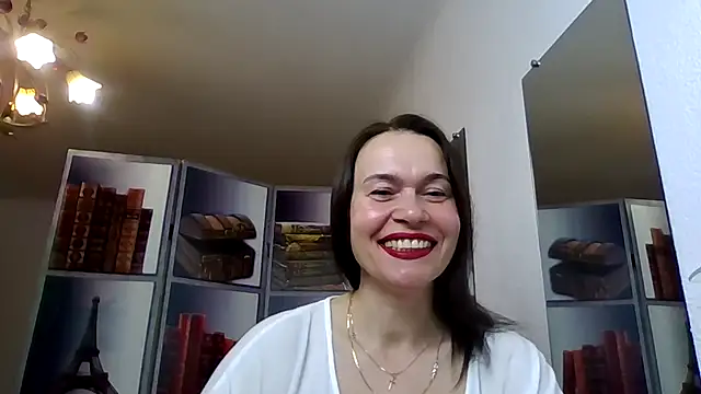 Selena Moo online show from 04-22-26, 07:15