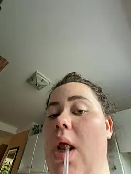 Snapshot of savageebny chatting on 05-15-26, 10:13 savageebny online show from 05-15-26, 10:13