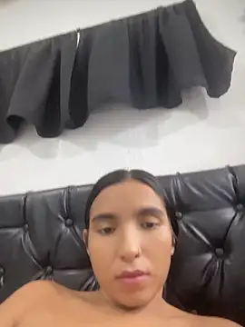 Snapshot of Blowjob-Queen_ chatting on 06-06-26, 03:56 Blowjob-Queen online show from 06-06-26, 03:56
