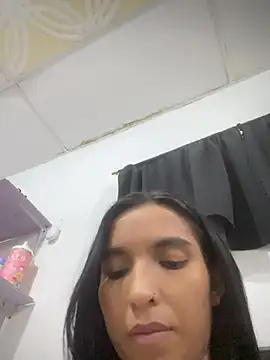 Snapshot of Blowjob-Queen_ chatting on 06-11-26, 03:25 Blowjob-Queen online show from 06-11-26, 03:25