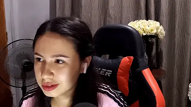 SeleneChiang online show from 03-22-26, 11:23