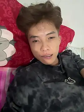 Nguyencuong1999 online show from 04-30-26, 08:16