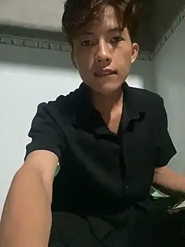 Nguyencuong1999 online show from 05-14-26, 01:08