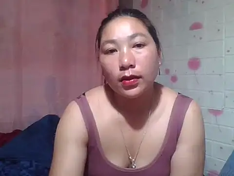 Hena   online show from 04-04-26, 07:15