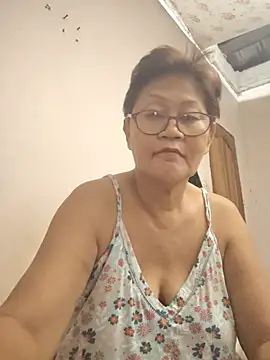 Snapshot of Sunflower1956 chatting on 06-30-26, 07:25 Sunflower1956 online show from 06-30-26, 07:25